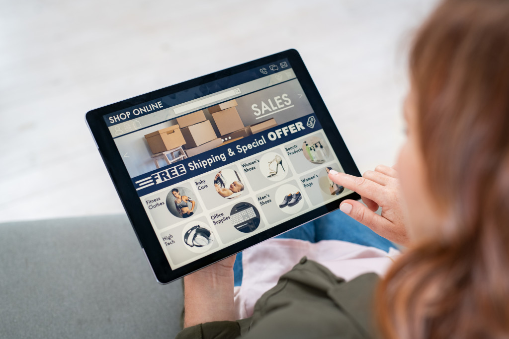 online shopping platform in a tablet